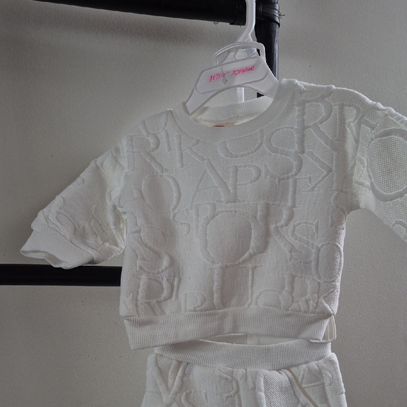 Textured White Jogger Pants Set - Picture 12 of 14